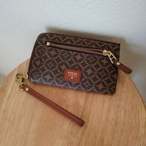 Fossil wristlet